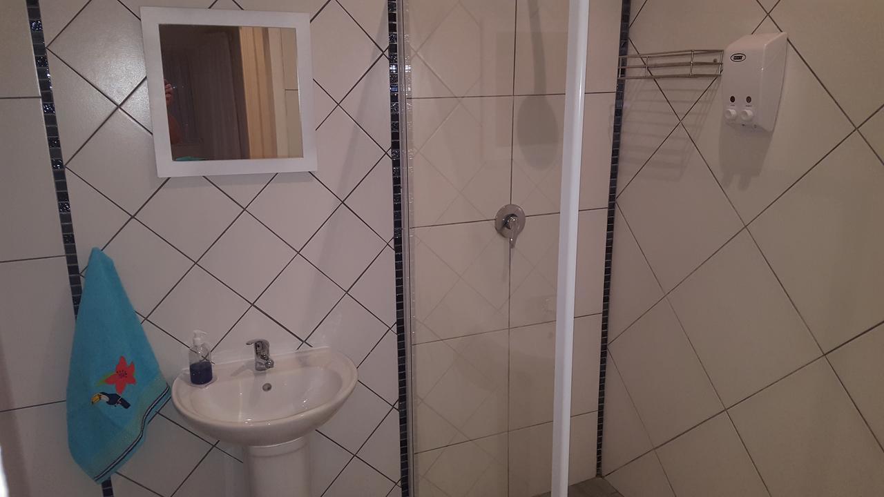 Blu Bed & Breakfast Port Elizabeth Esterno foto