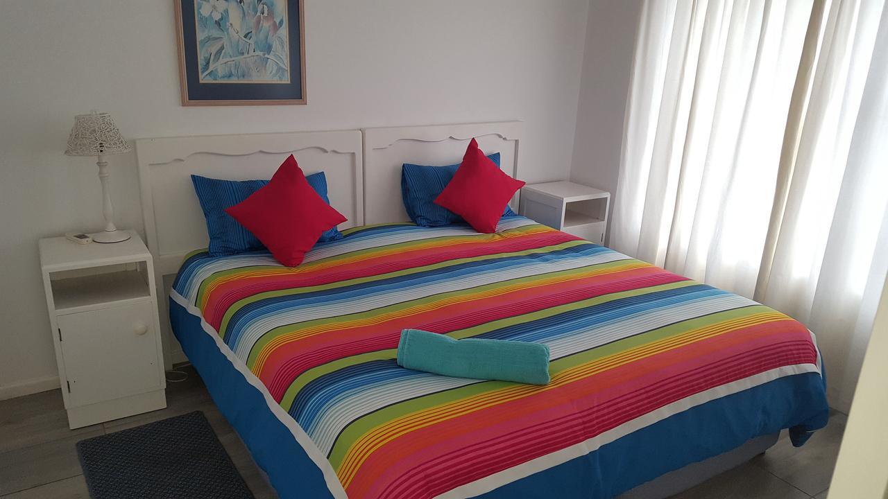 Blu Bed & Breakfast Port Elizabeth Esterno foto